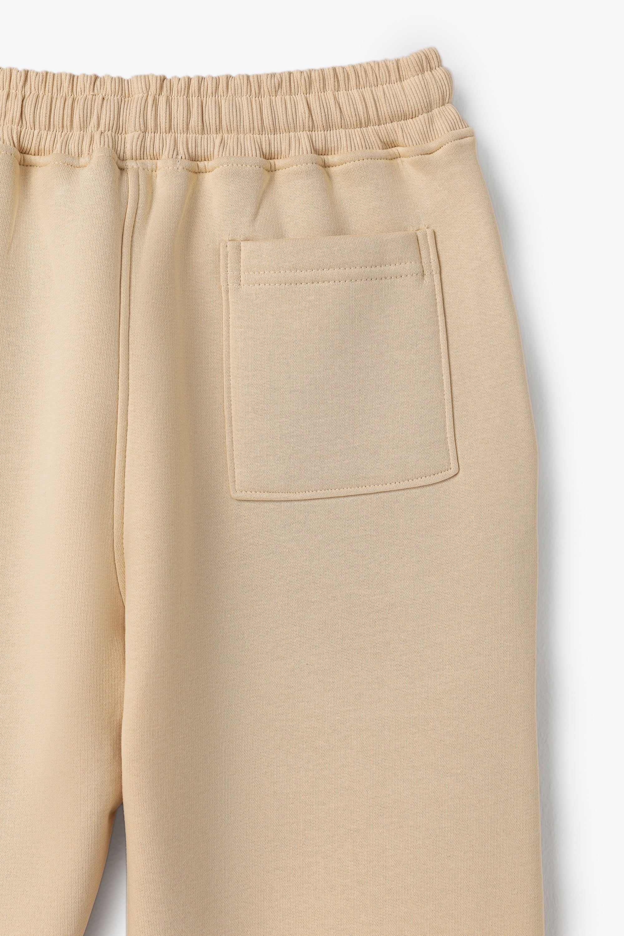 Buddy Tracksuit – بيج