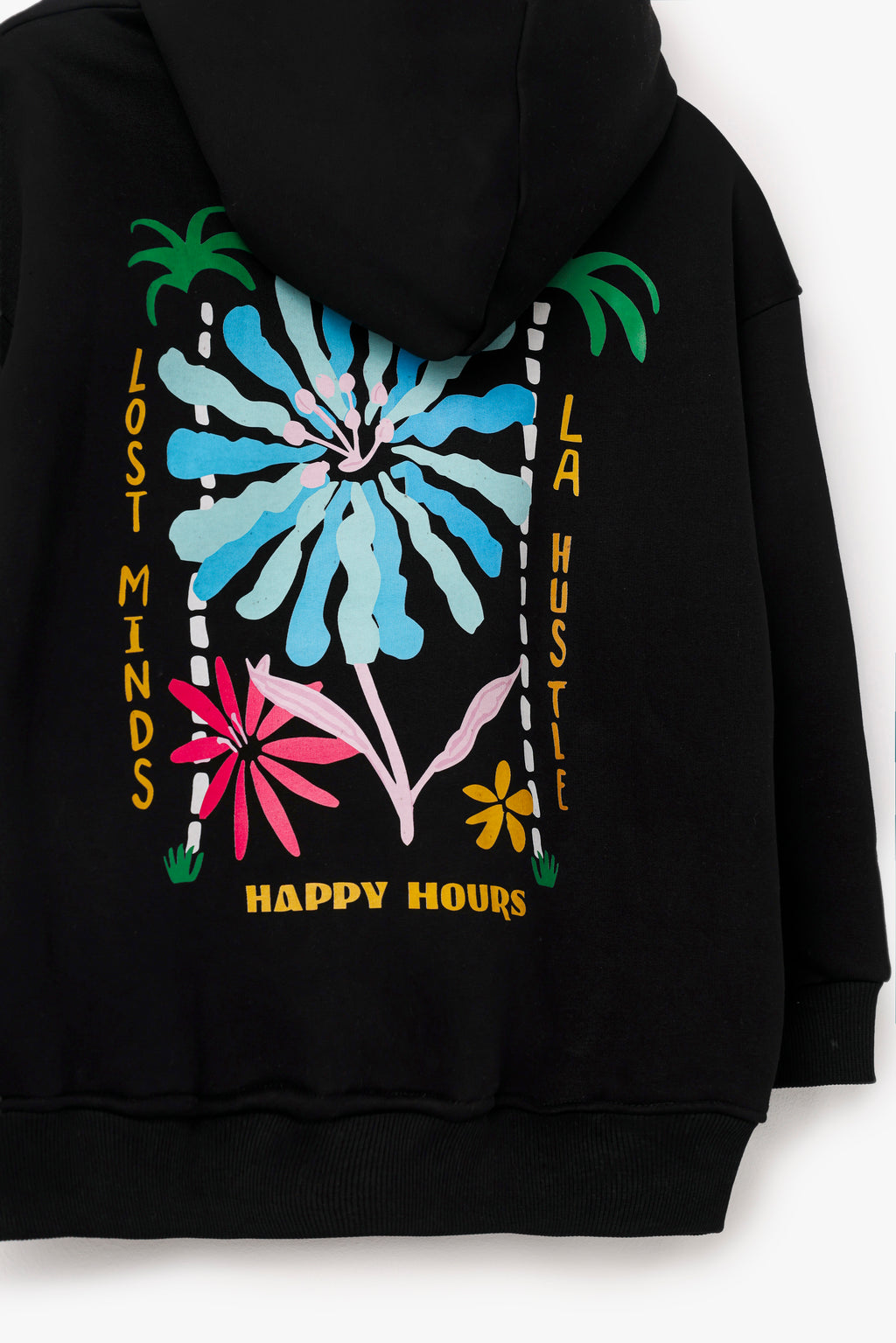 Happy Hours Hoodie – أسود